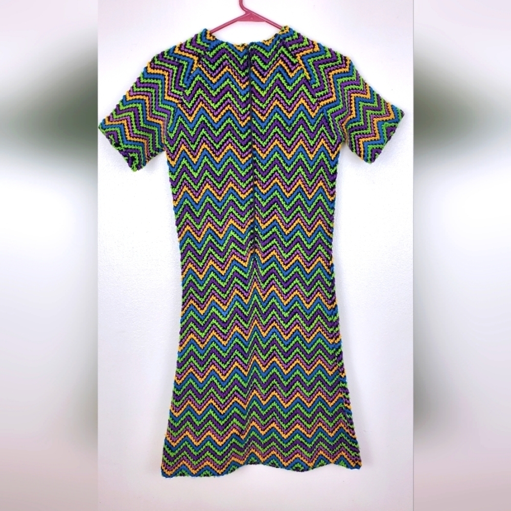 Helen Whiting Vintage Chevron Knit Dress 60s Go-Go Style Good Vintage Condition - Picture 2 of 9